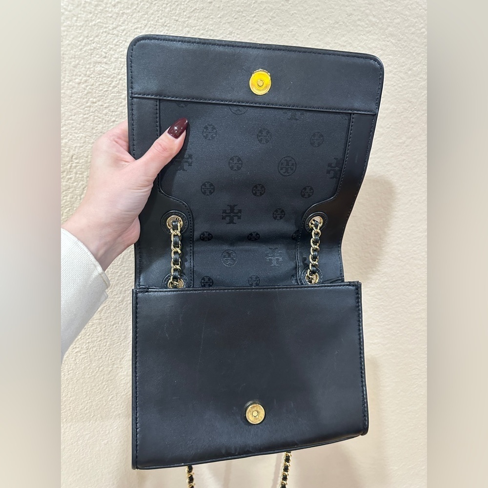 Tory Burch small classic one flap gold chain crossbody/ shoulder bag - Picture 5 of 16
